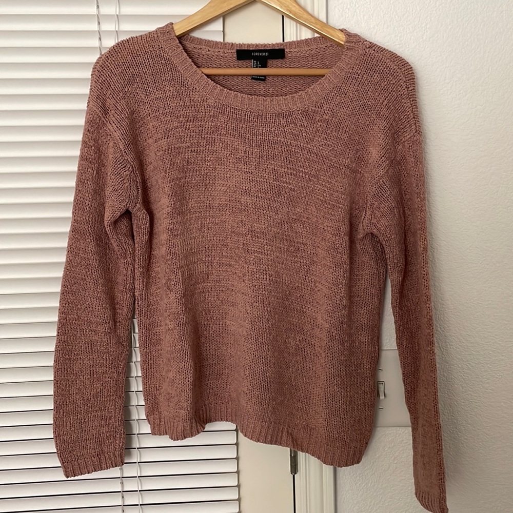 FOREVER 21 SWEATER